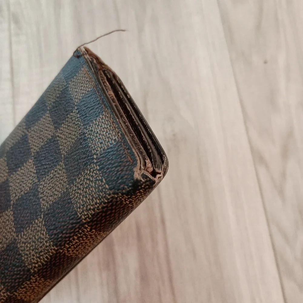 Louis Vuitton, Damier Ebene Tresor Bi-Fold Zip Wallet